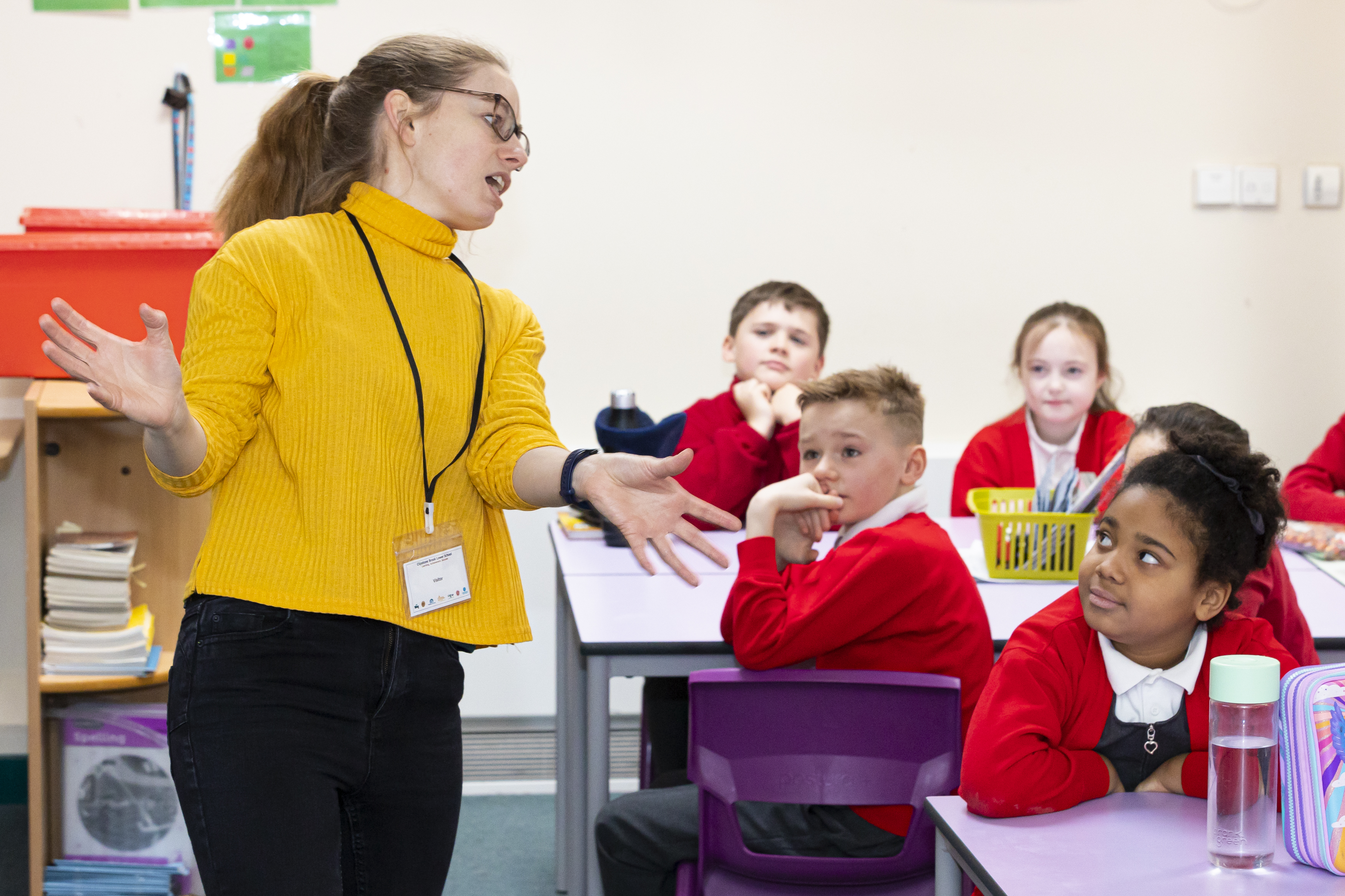 Storyteller with pupils
